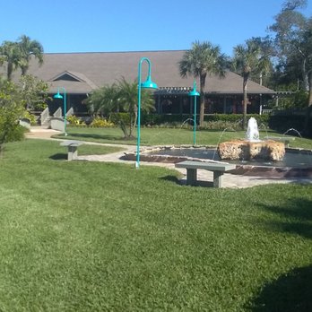 Periwinkle Place Shops - Building - Shopping Centers Near Me - Sanibel, Florida Periwinkle Place Shops - Building - Shopping Centers Near Me - Sanibel, Florida