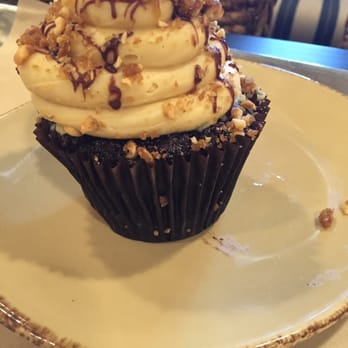 Urban Plates - Pretzel Peanut Butter Frosting Dark Chocolate Cupcake - Salad Near Me - Pasadena, California