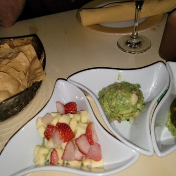 Orale Mexican Kitchen - Guac sampler - Mexican Near Me - Morristown, New Jersey Orale Mexican Kitchen - Guac sampler - Mexican Near Me - Morristown, New Jersey