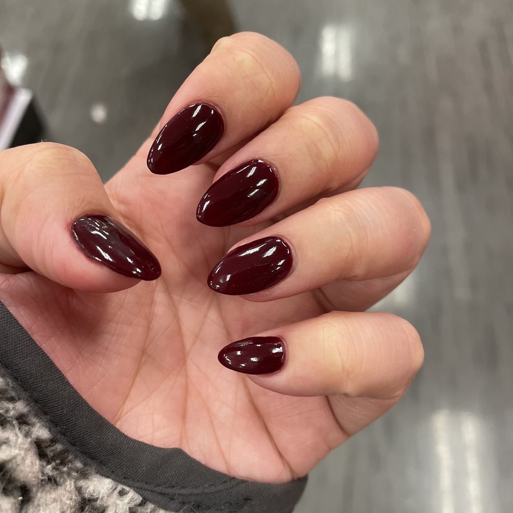 Queen Bee Nails and Spa - Nail Salons Near Me - Brighton, Massachusetts