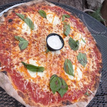 Pizza Lobo - Ricotta, Basil, Hot Honey - Pizza Near Me - Chicago, Illinois Pizza Lobo - Ricotta, Basil, Hot Honey - Pizza Near Me - Chicago, Illinois