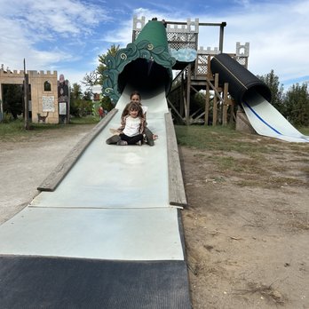 Apple Holler - American Near Me - Sturtevant, Wisconsin