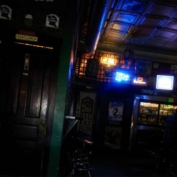 L & L Tavern - American Near Me - Chicago, Illinois L & L Tavern - American Near Me - Chicago, Illinois