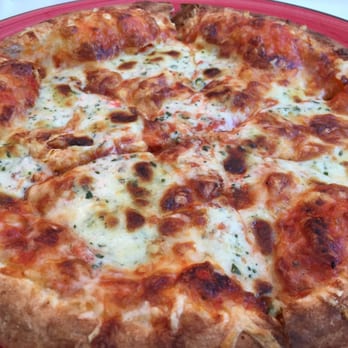 Sancho y Panza - Basically a frozen pizza - 11 € - Mediterranean Near Me - Toledo, TO