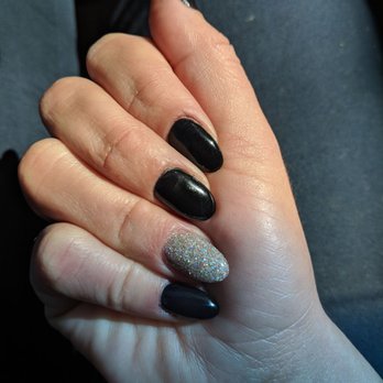 Edgy Nails & Spa - Nail Salons Near Me - Riverside, California