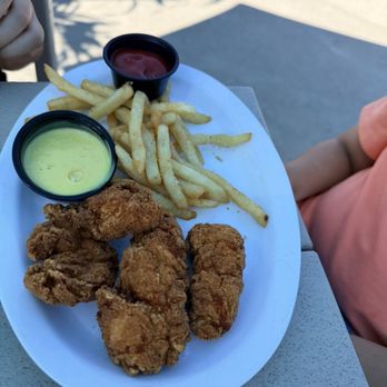 Surf Shack - Chicken tenders - American Near Me - Massapequa, New York