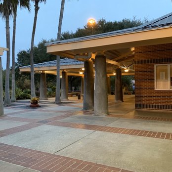 Mile Marker 47 Rest Area - Bright & safe - Rest Stops Near Me - Polk City, Florida