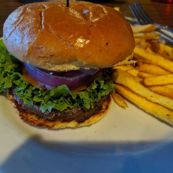 Cogburn's Big Wings - Cogburn burger - American Near Me - Gilbert, Arizona