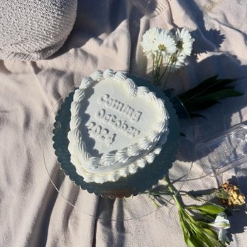 Poul's Bakery - Gender reveal cake - Bakeries Near Me - Costa Mesa, California Poul's Bakery - Gender reveal cake - Bakeries Near Me - Costa Mesa, California