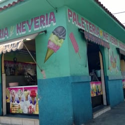 Paletería "Yoli"