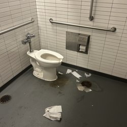 Chipotle Mexican Grill - Filthy restrooms
