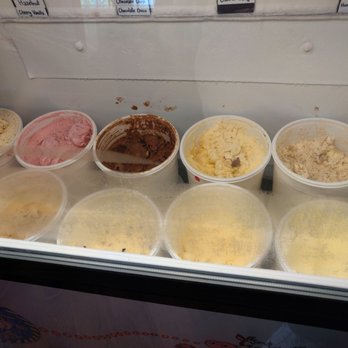 Moo Moo's Creamery - Ice Cream & Frozen Yogurt Near Me - Cold Spring, New York