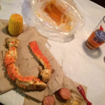 Angry Crab Shack - It puts the crab on the table. It EATS the crab!!!! - Cajun/Creole Near Me - Phoenix, Arizona