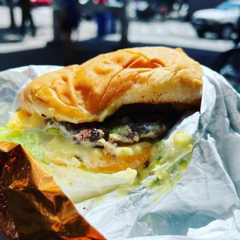 Dick's Drive-In - Burgers Near Me - Seattle, Washington