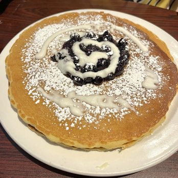 Hatch'd - Blueberry pancakes - Breakfast & Brunch Near Me - St. Louis, Missouri