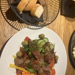 Gaststätte Krone - Pork chop steak salad