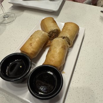 Em Que Viet - Vegetable Egg Rolls - Vietnamese Near Me - Saint Paul, Minnesota Em Que Viet - Vegetable Egg Rolls - Vietnamese Near Me - Saint Paul, Minnesota