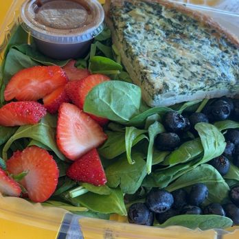 Quickie Pickie - Spinach salad & spinach quiche - Beer, Wine & Spirits Near Me - Austin, Texas