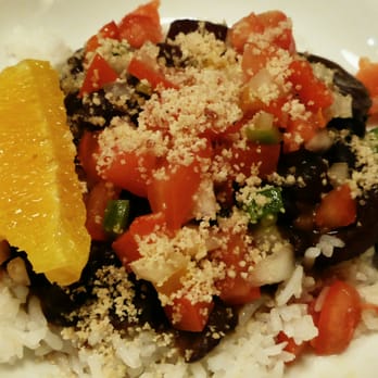 Hafenkante - Feijoada (brasilianischer Schwarze-Bohnen-Eintopf). - German Near Me - Hamburg, HH Hafenkante - Feijoada (brasilianischer Schwarze-Bohnen-Eintopf). - German Near Me - Hamburg, HH
