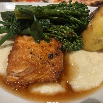 kitchen747 - Salmon - Pizza Near Me - Roseville, California