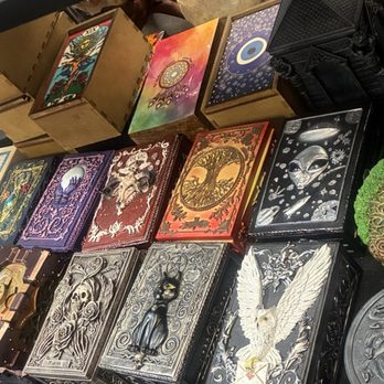 Far East Trading - Home Decor Near Me - Virginia Beach, Virginia