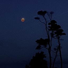 Super blood moon eclipse - Inn at Arch Rock, Depoe Bay OR. Benjamin Okun 5/26/21 Super blood moon eclipse - Inn at Arch Rock, Depoe Bay OR. Benjamin Okun 5/26/21