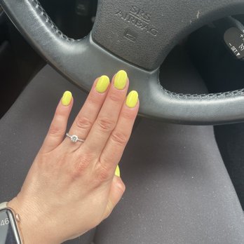 Katie's Nails & Spa - Peter - Nail Salons Near Me - Tampa, Florida