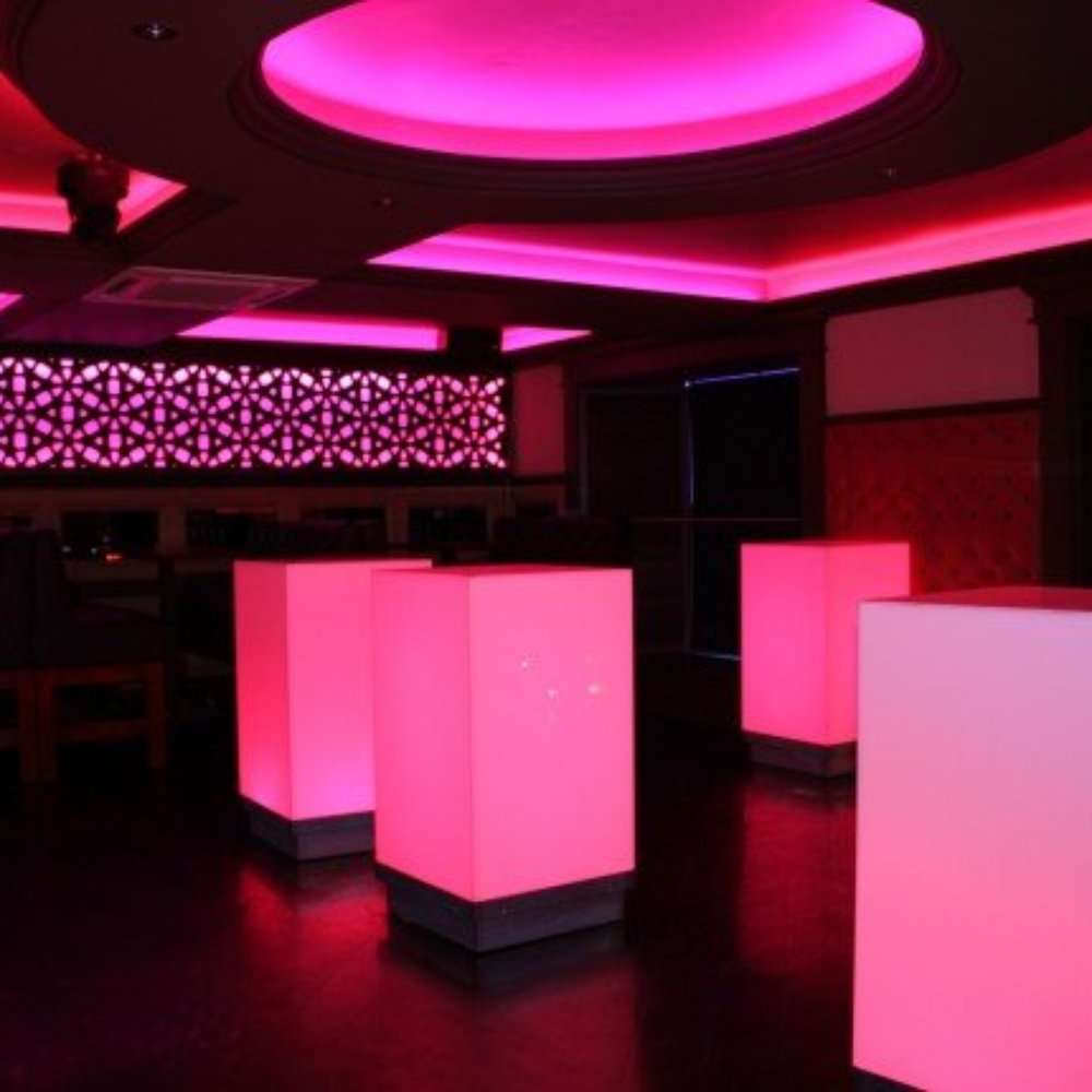 Yolo - Pubs Near Me - Ennis, CE Yolo - Pubs Near Me - Ennis, CE