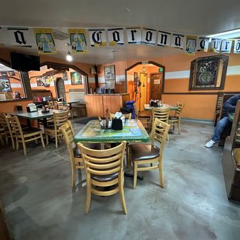 Tacos Jalisco - Seating area - Mexican Near Me - Truckee, California Tacos Jalisco - Seating area - Mexican Near Me - Truckee, California