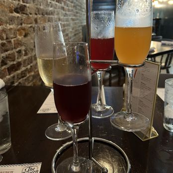 The Tavern on Broad - Sunday brunch mimosa flight - Cocktail Bars Near Me - Thomasville, Georgia The Tavern on Broad - Sunday brunch mimosa flight - Cocktail Bars Near Me - Thomasville, Georgia