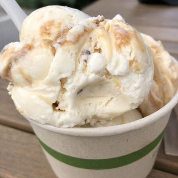 Brics - Banana Foster and caramel x3 - Ice Cream & Frozen Yogurt Near Me - Indianapolis, Indiana