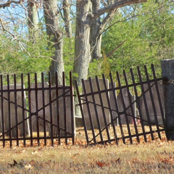 Pachaug Cemetery - A tired old gate - Funeral Services & Cemeteries Near Me Pachaug Cemetery - A tired old gate - Funeral Services & Cemeteries Near Me