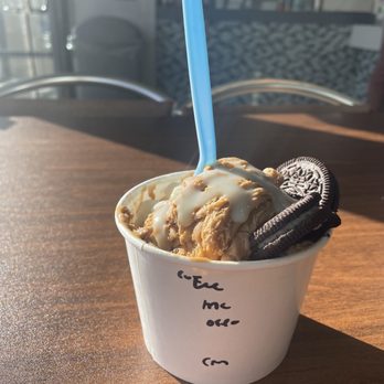 Salju Dessert - Vietnamese coffee with Oreo and mochi!! So strong coffee - Desserts Near Me - Alhambra, California Salju Dessert - Vietnamese coffee with Oreo and mochi!! So strong coffee - Desserts Near Me - Alhambra, California
