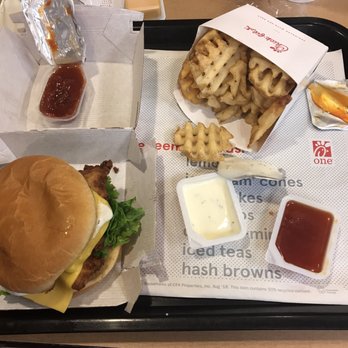 Chick-fil-A - Chick-fil-A deluxe - Fast Food Near Me - Flagstaff, Arizona
