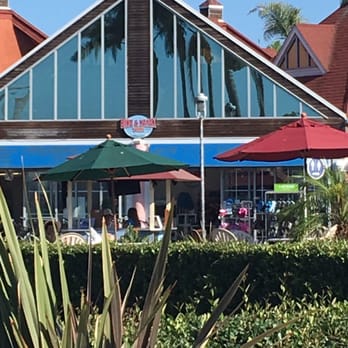 The SUP & Saddle - Storefront just near landing at Coronado - Bike Rentals Near Me - Coronado, California