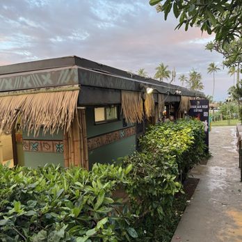 Mamahune's - Tiki Bars Near Me - Kapaa, Hawaii