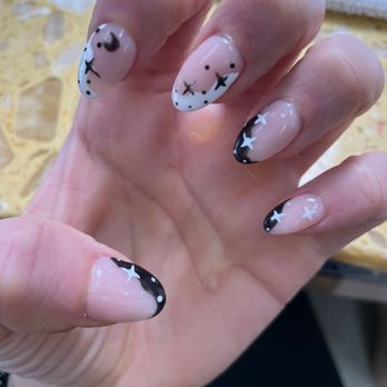 La Sierra Nails & Spa - Tip & dip nails - Nail Salons Near Me - Riverside, California