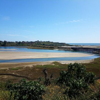 Batiquitos North Bluff Trail - Hiking Near Me - Carlsbad, California Batiquitos North Bluff Trail - Hiking Near Me - Carlsbad, California