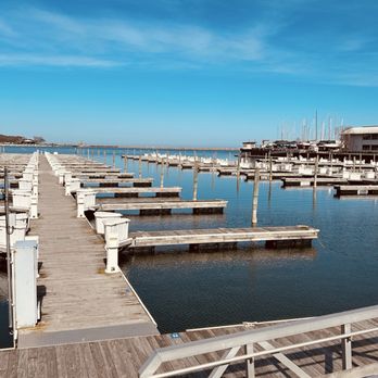 McKinley Marina - Boat Dealers Near Me - Milwaukee, Wisconsin McKinley Marina - Boat Dealers Near Me - Milwaukee, Wisconsin