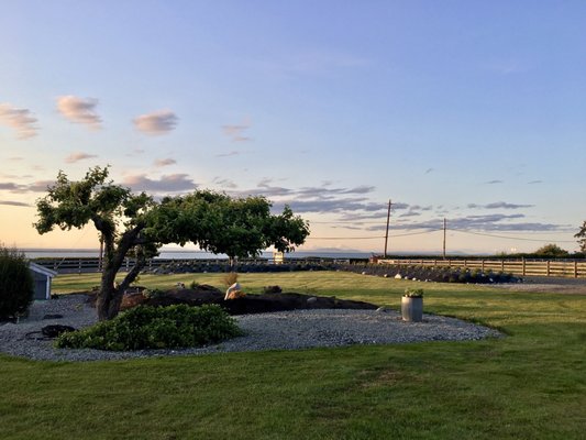 Dungeness Barn House Bed And Breakfast 42 Marine Dr Sequim Wa
