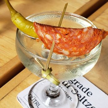 JarrBar - El Cochino cocktail - Cocktail Bars Near Me - Seattle, Washington
