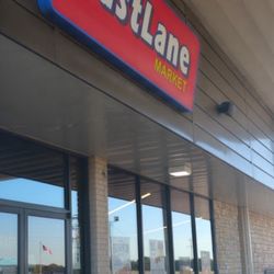 Exxon - View of entrance to convenience store