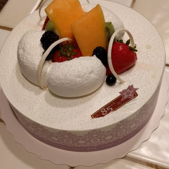 85°C Bakery Cafe-Pleasanton - Taro Snow - Bakeries Near Me - Pleasanton, California