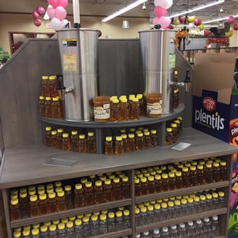 Fresh Thyme Market - Honey dispenser. First I've ever seen in my life! - Farmers Market Near Me - Chicago, Illinois
