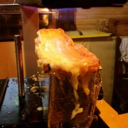 Kreuzberger Wintermarkt - Koestliches Raclette