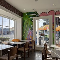 The Hive - Superfood Eats - Dining area