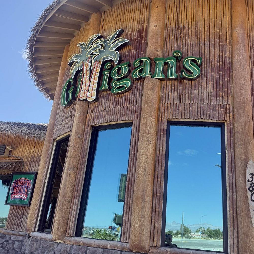 Gilligan's - Bars Near Me - Laughlin, Nevada