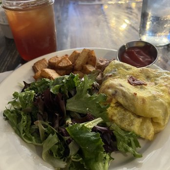 Bittersweet Kitchen - Artichoke, bacon, and mozzarella omelette with potatoes and side salad - Breakfast & Brunch Near Me - Media, Pennsylvania Bittersweet Kitchen - Artichoke, bacon, and mozzarella omelette with potatoes and side salad - Breakfast & Brunch Near Me - Media, Pennsylvania