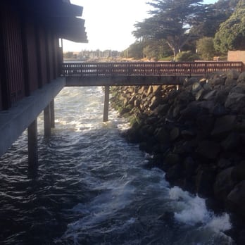 Skates On The Bay - Seafood Near Me - Berkeley, California