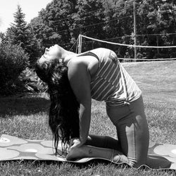 Aradhana's Yoga - Camel pose. Ustra asana.